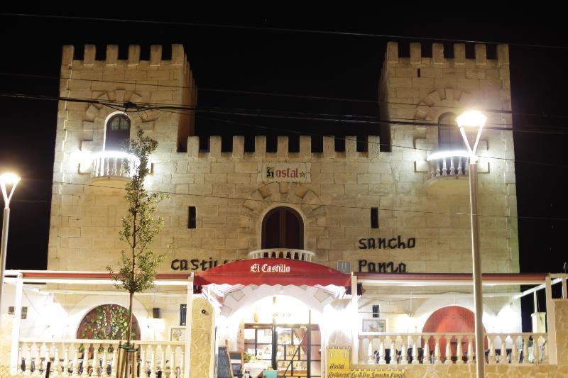 ホテル Castell De Lo Cala En Porter  エクステリア 写真